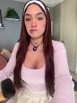 DaniDusan  online show from March 27, 8:53 pm