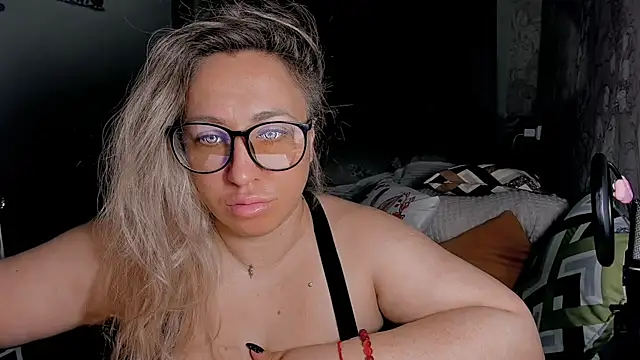 CumOnMy Tits online show from March 22, 2:06 am