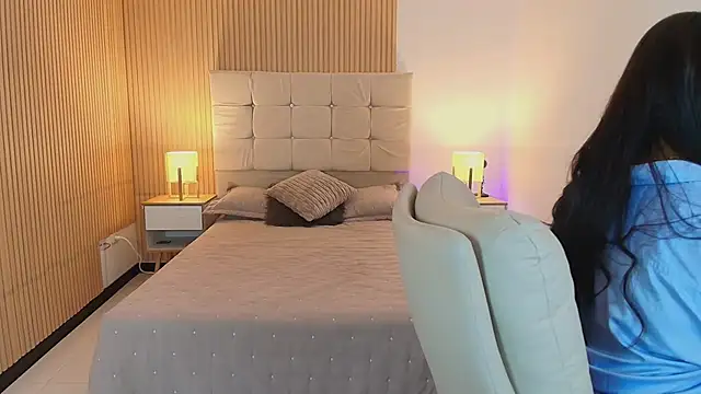 Baby Venuss online show from February 19, 3:06 am