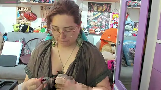 soficammy online show from October 4, 9:52 pm