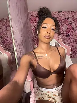 mismialove online show from April 23, 10:23 am